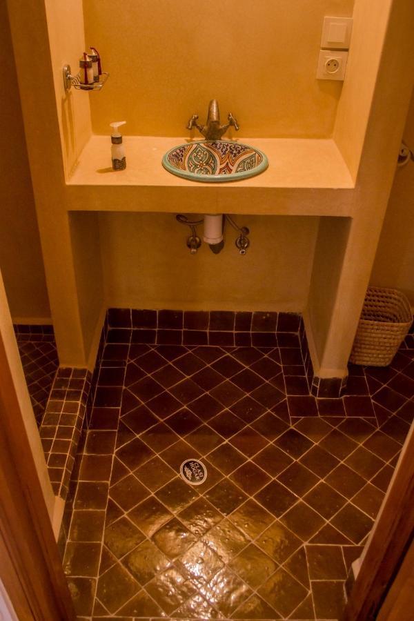 Dar Ajgal Bed & Breakfast Dourtane Bagian luar foto
