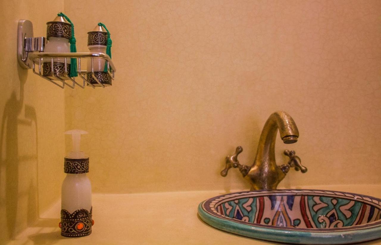 Dar Ajgal Bed & Breakfast Dourtane Bagian luar foto