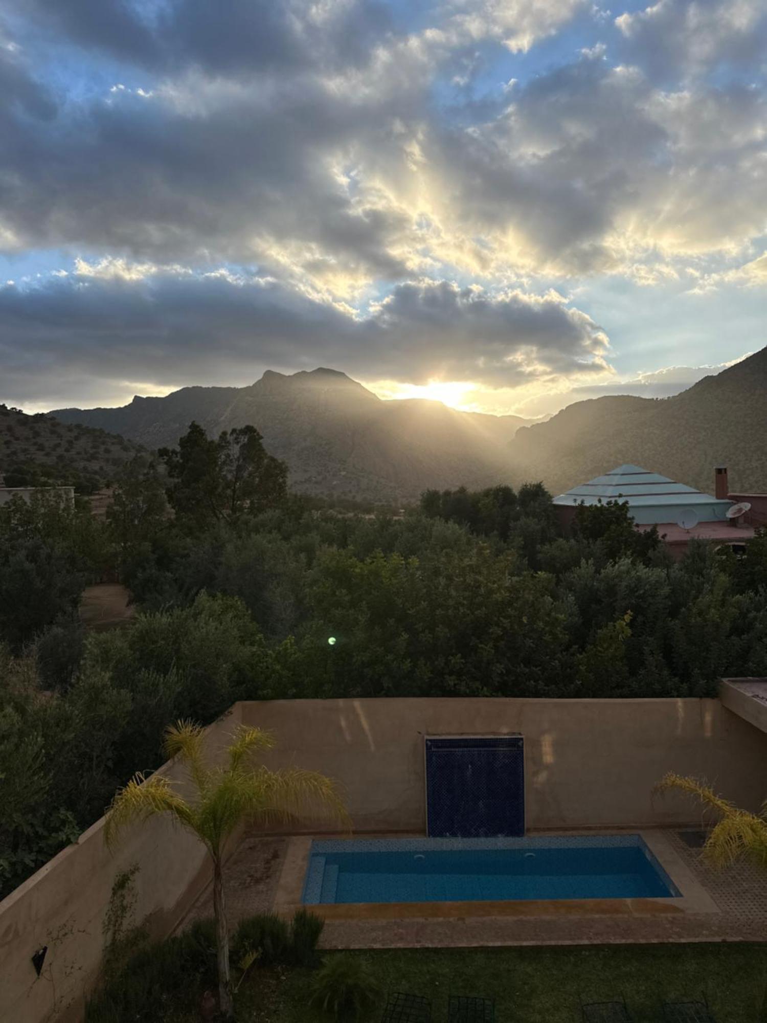 Dar Ajgal Bed & Breakfast Dourtane Bagian luar foto